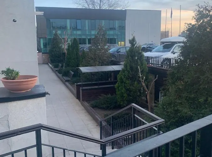 Liviu Апартаменты